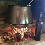 Raika Шале